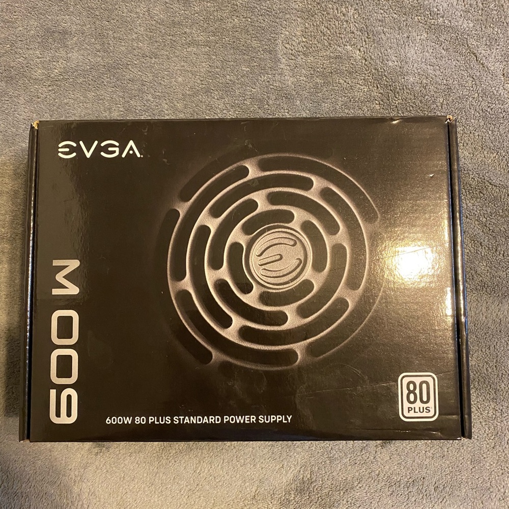 *BRAND NEW NON-MODULAR POWER SUPPLY*